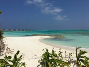 maldives beach huts